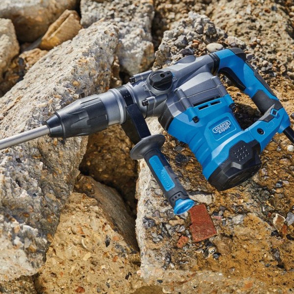 Draper EXPERT SDS MAX Rotary Hammer Drill, 7kg, 1600W Draper EXPERT SDS MAX Rotary Hammer Drill, 7kg, 1600W