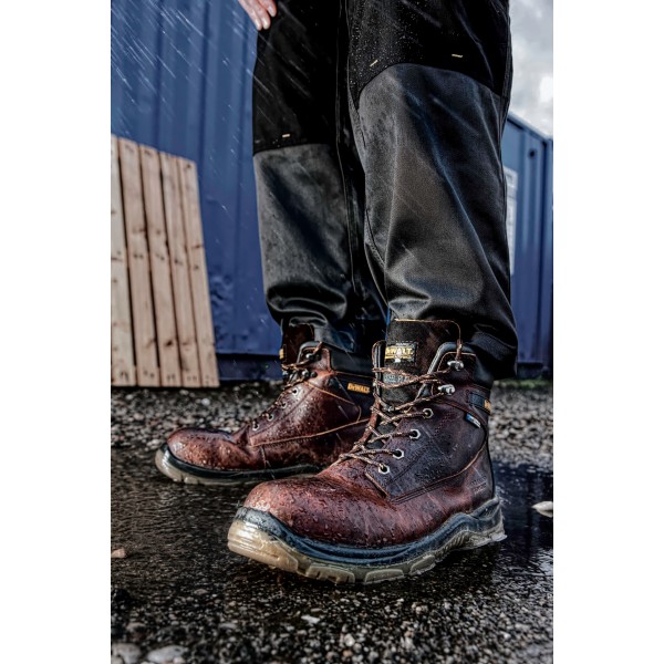 DeWalt Titanium Tan Waterproof Safety Boot S3,WR,SRA DeWalt Titanium Tan Waterproof Safety Boot S3,WR,SRA