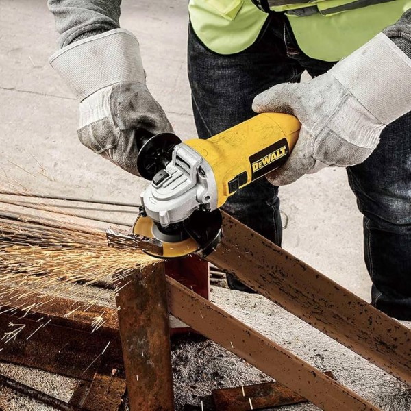 DeWalt 125mm (5") Slide Switch Angle Grinder 950W 240V + 50 x Super Quality 5" INOX Cutting Discs Bundle DeWalt 125mm (5") Slide Switch Angle Grinder 950W 240V + 50 x Super Quality 5" INOX Cutting Discs Bundle