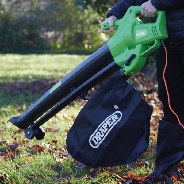 Draper 230V Garden Vacuum, Blower and Mulcher - 300W Draper 230V Garden Vacuum, Blower and Mulcher - 300W