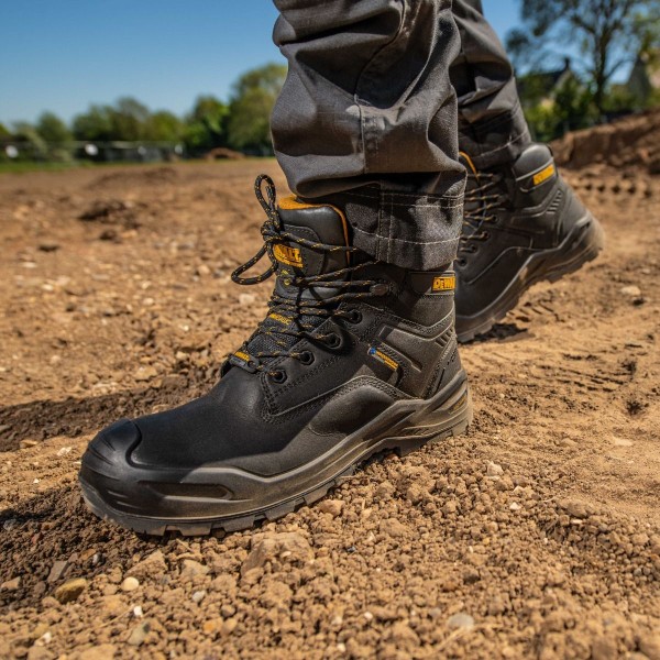 DeWALT STEELFORGE BLACK Non-Metallic Waterproof Safety Boot DeWALT STEELFORGE BLACK Non-Metallic Waterproof Safety Boot