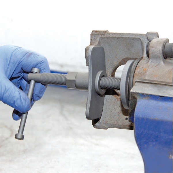 Draper EXPERT Brake Caliper Wind Back Kit (18 Piece) Draper EXPERT Brake Caliper Wind Back Kit (18 Piece)