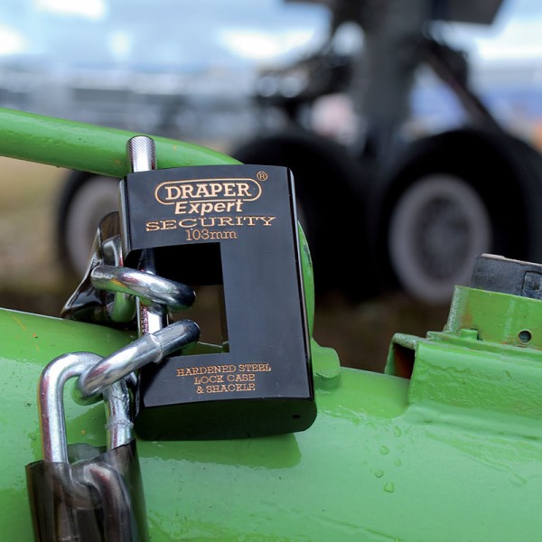 Draper EXPERT 82mm Heavy Duty Close Shackle Padlock and 2 Keys Draper EXPERT 82mm Heavy Duty Close Shackle Padlock and 2 Keys