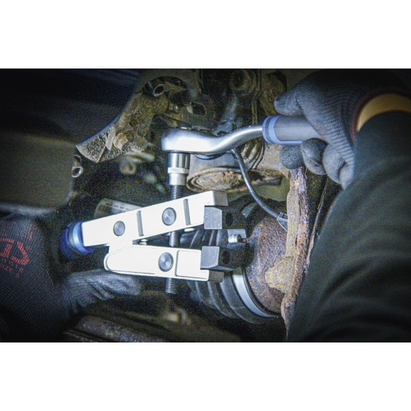 BGS Technic Pliers for Axle Boot Clamps | for use with Torque Wrench | 90° angled BGS Technic Pliers for Axle Boot Clamps | for use with Torque Wrench | 90° angled