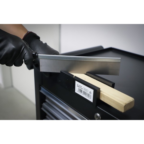 BGS Technic Plastic Miter Box | 245 x 65 x 48 mm | with slitting Saw BGS Technic Plastic Miter Box | 245 x 65 x 48 mm | with slitting Saw