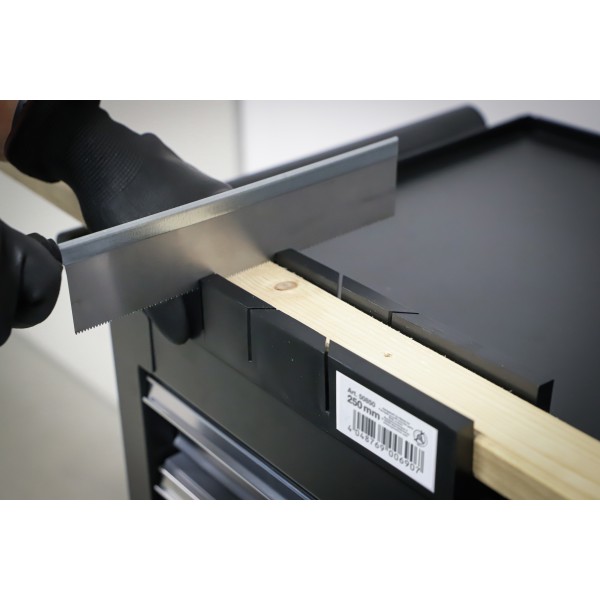 BGS Technic Plastic Miter Box | 245 x 65 x 48 mm | with slitting Saw BGS Technic Plastic Miter Box | 245 x 65 x 48 mm | with slitting Saw