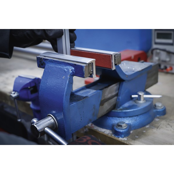 BGS Technic Bench Vice Jaw Protectors | Aluminium | 125 mm | 2 pcs. BGS Technic Bench Vice Jaw Protectors | Aluminium | 125 mm | 2 pcs.