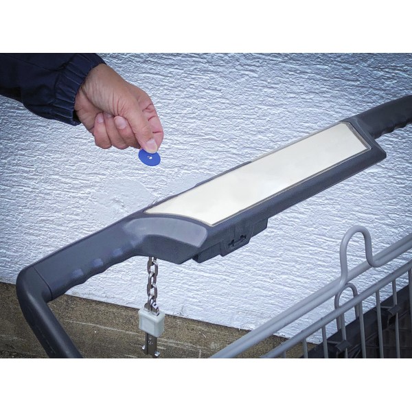 BGS Technic Parking Disk | with Ice Scraper / Rubber Lip BGS Technic Parking Disk | with Ice Scraper / Rubber Lip