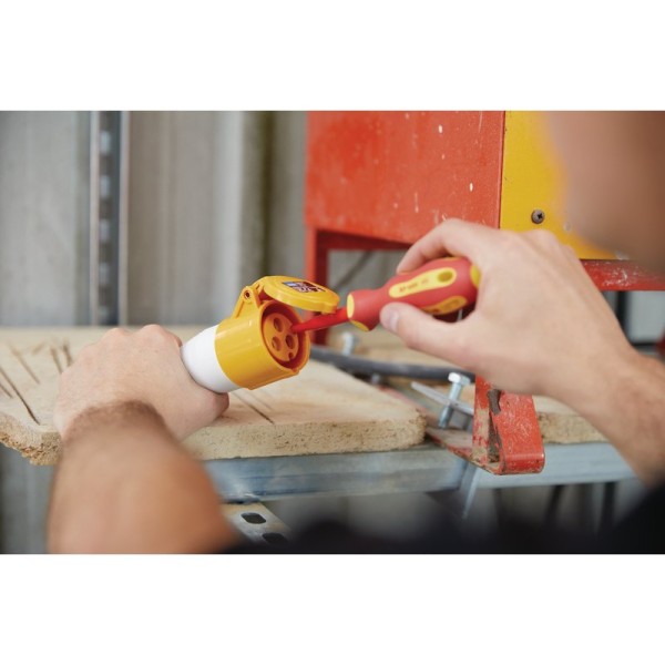 Draper 110V Site Socket 16A Draper 110V Site Socket 16A