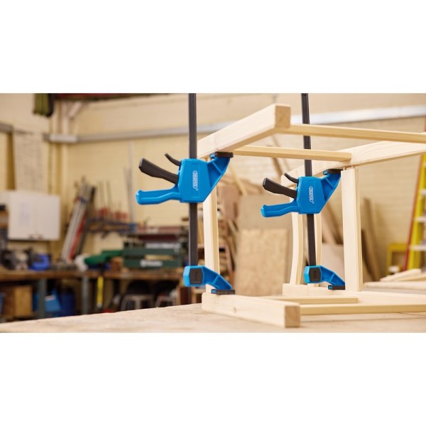Draper Medium Duty Bar Clamp - 300mm Draper Medium Duty Bar Clamp - 300mm